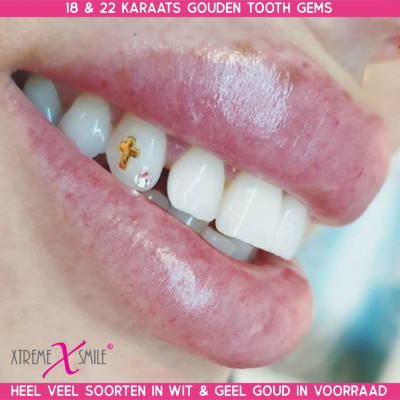 Witgouden tooth gem kruis – stijlvol design