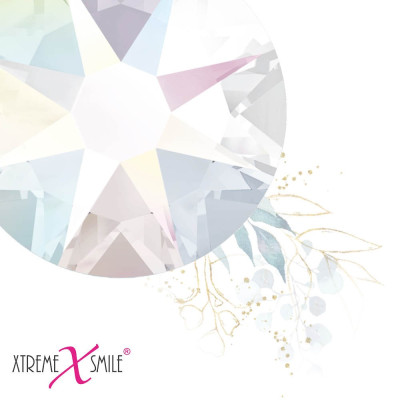 Swarovski tandkristallen Bright Aura – parelmoer tooth gems voor tandversiering