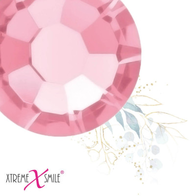 Swarovski tandkristallen Baby Pink – zachte roze tooth gems