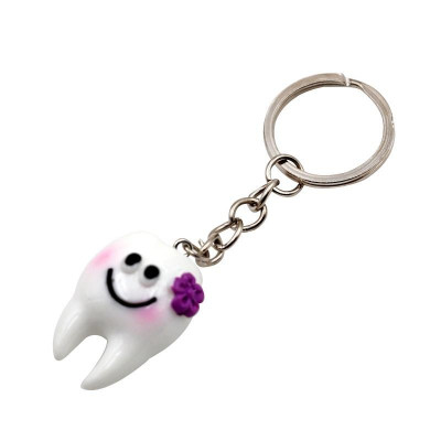 Schlüsselanhänger Zahn mit Gesicht – Smile-Accessoire