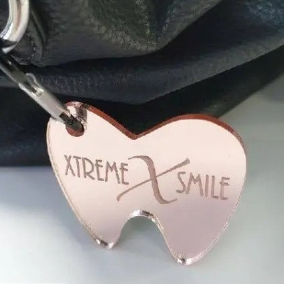 Hanger X-treme Smile® – sleutelhanger met logo